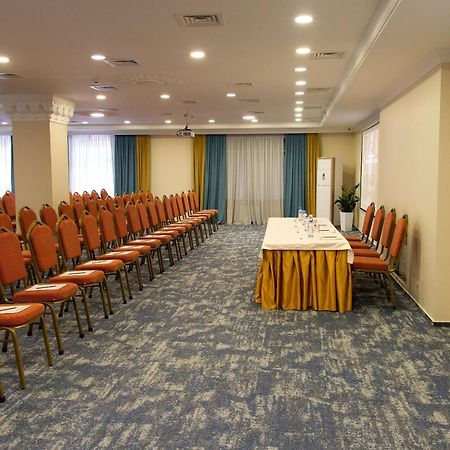 Aisha Bibi Hotel & Spa Astana Eksteriør billede