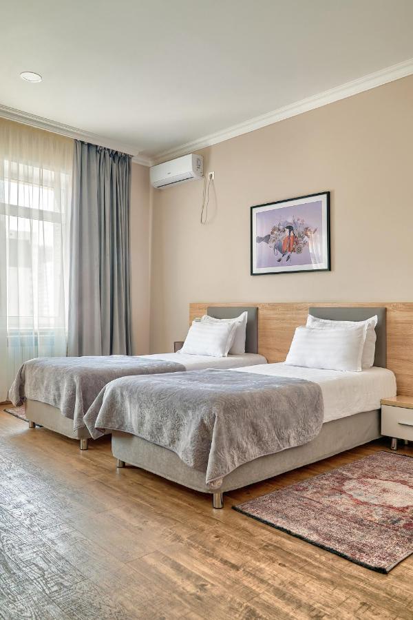 Aisha Bibi Hotel & Spa Astana Eksteriør billede